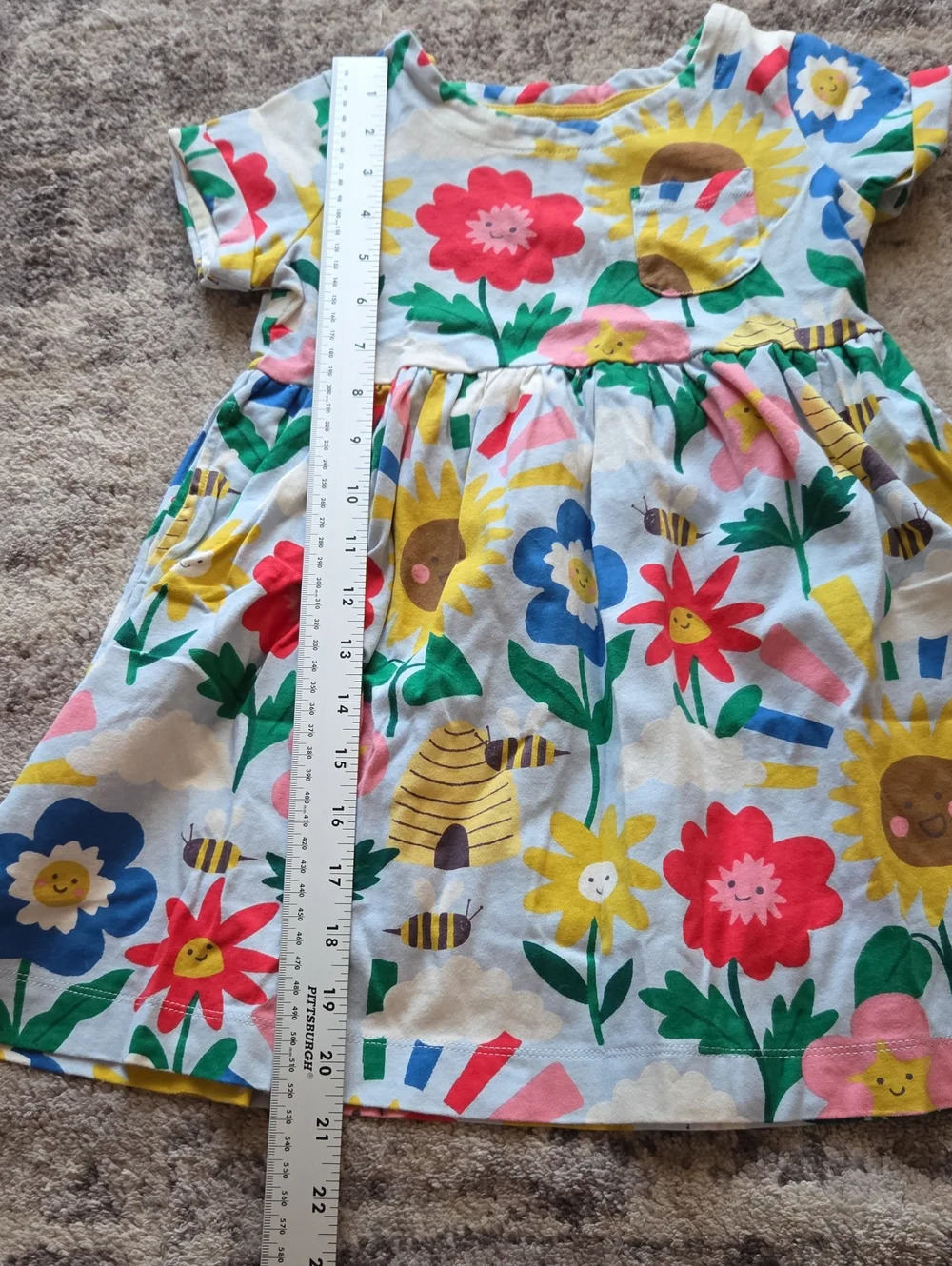 Mini Boden Short Sleeve Jersey Dress With Pockets Flower And Bee Print 4-5 Yr